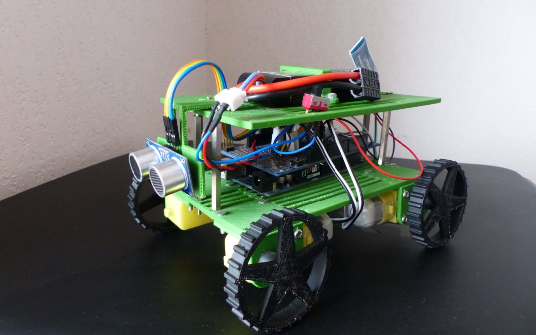 A robot that detects and avoids obstacles