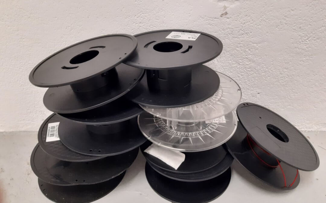 O projeto DeadSpool – reciclagem de bobinas vazias